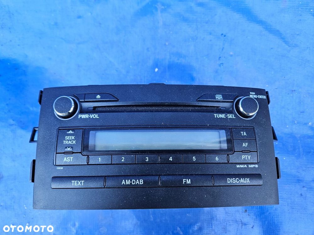 Toyota AURIS I 09-12 lift radio 86120-02A50 - 1