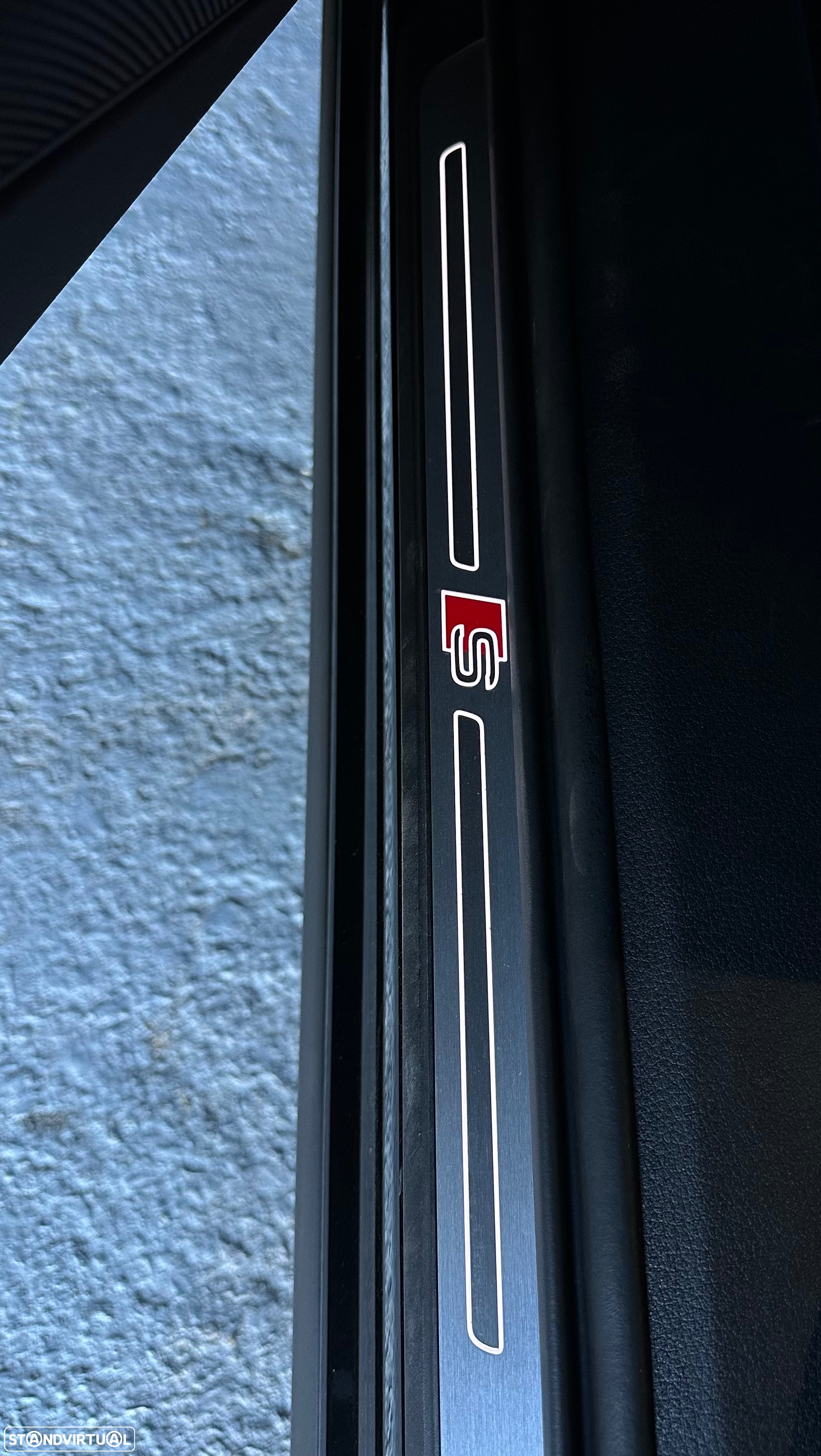 Audi Q8 e-Tron 50 quattro S line - 44