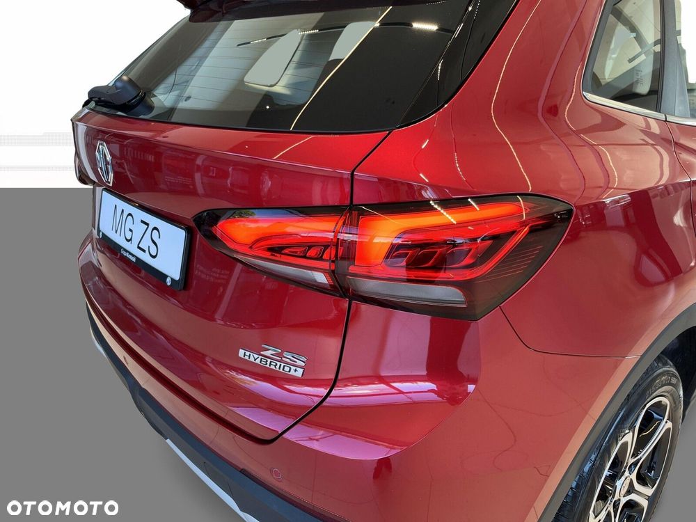 MG ZS Hybrid+ - 24