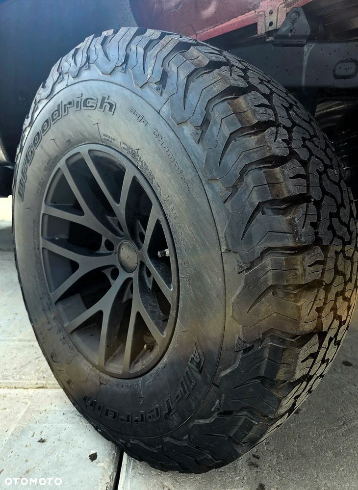 Toyota Hilux 2.8 D-4D Double Cab SR5 4x4 - 16