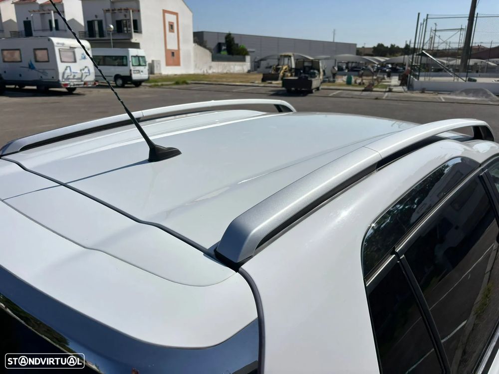 Peugeot 2008 1.2 PureTech Allure - 6