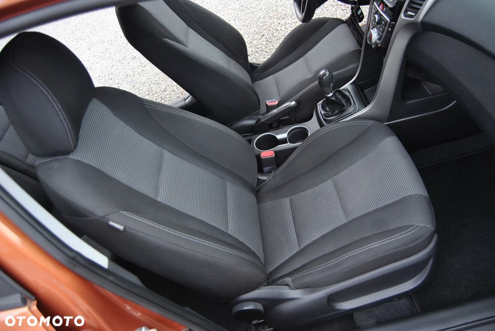 Hyundai i30 1.4 Trend - 25