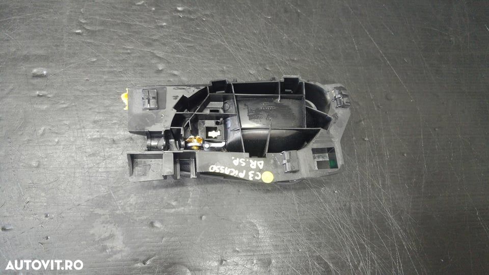 Maner interior dreapta spate citroen c3 picasso 9683446577 9683446077 - 2