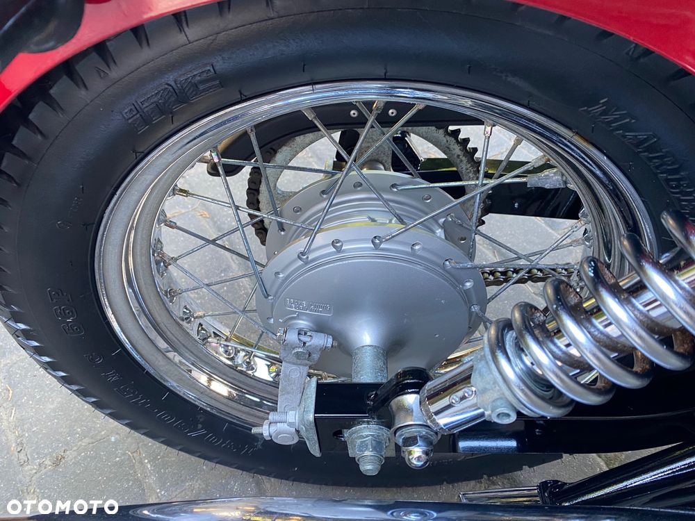 Suzuki Intruder - 21