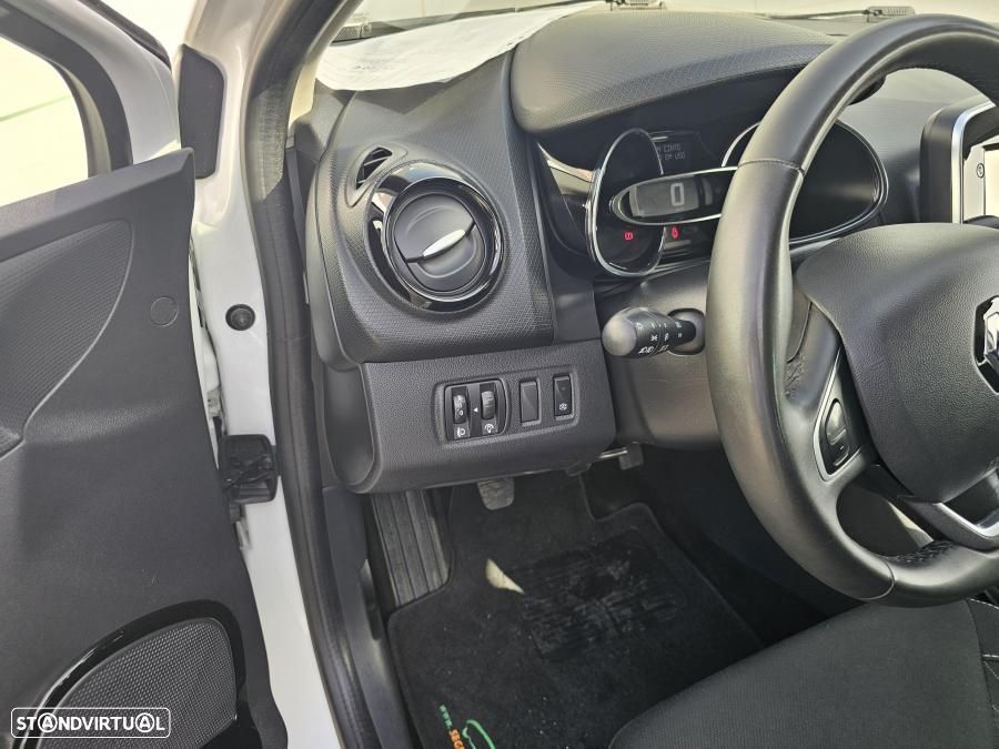 Renault Clio 0.9 TCe Limited - 19