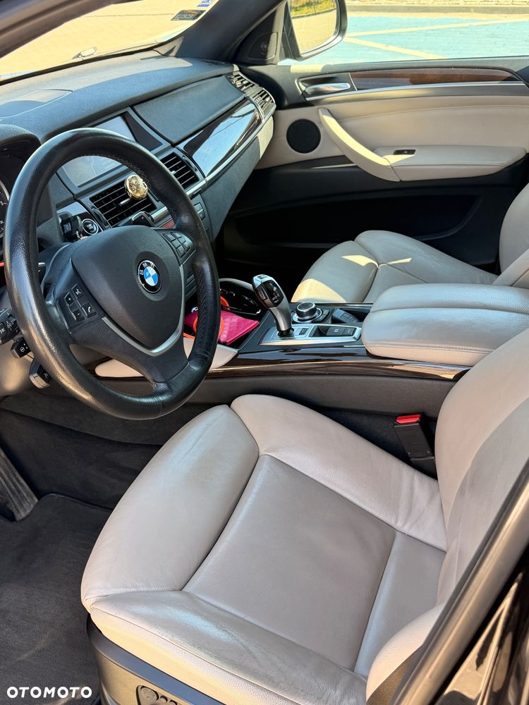 BMW X6 - 18