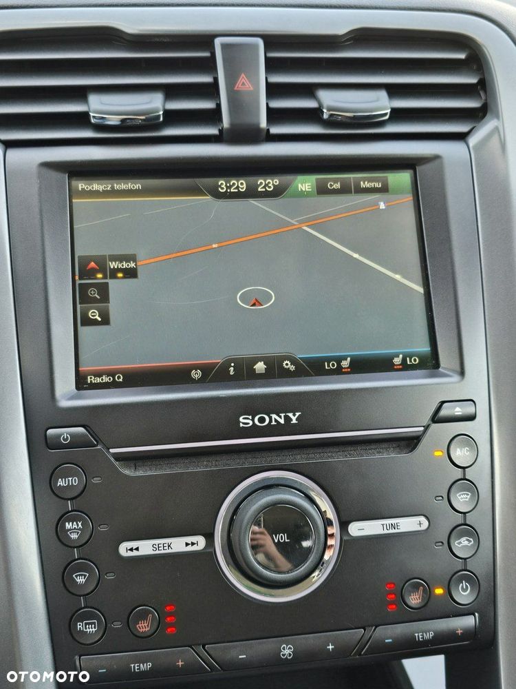 Ford Mondeo - 36