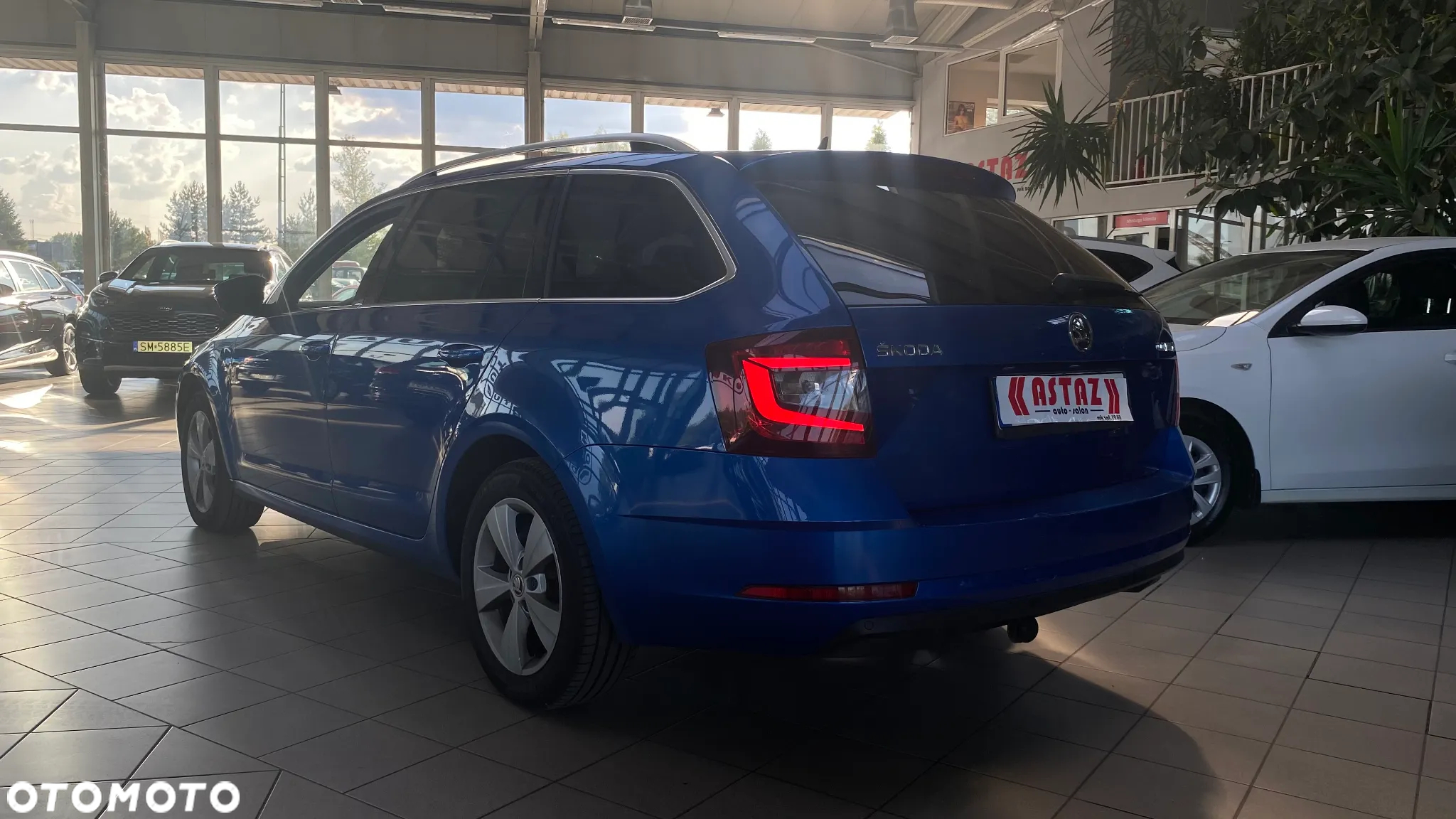 Skoda Octavia 1.6 TDI SCR Style DSG - 6