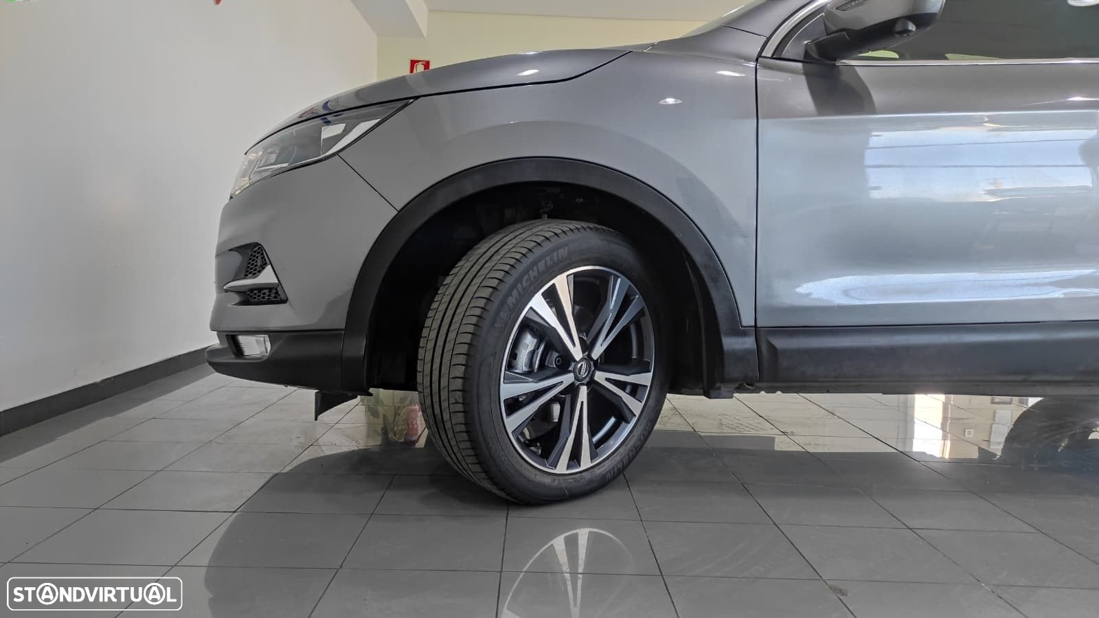 Nissan Qashqai 1.3 DIG-T N-Connecta - 10