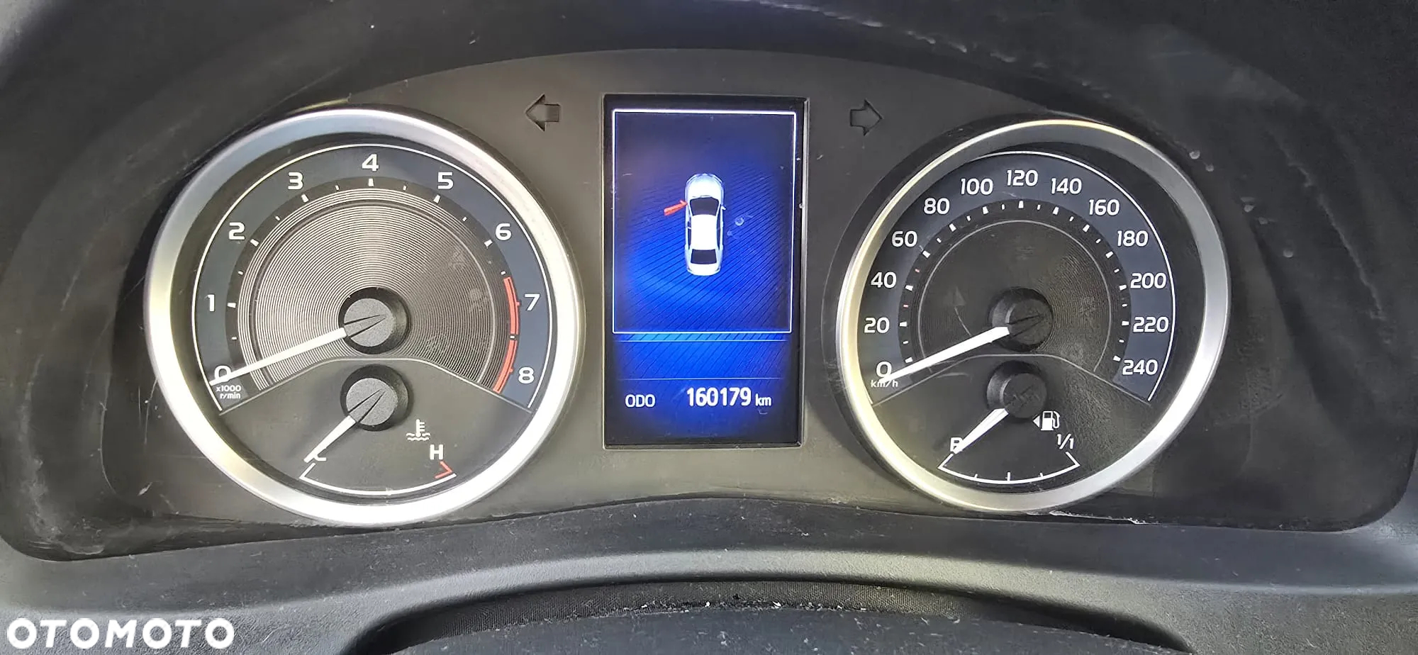 Toyota Corolla 1.6 Comfort - 9