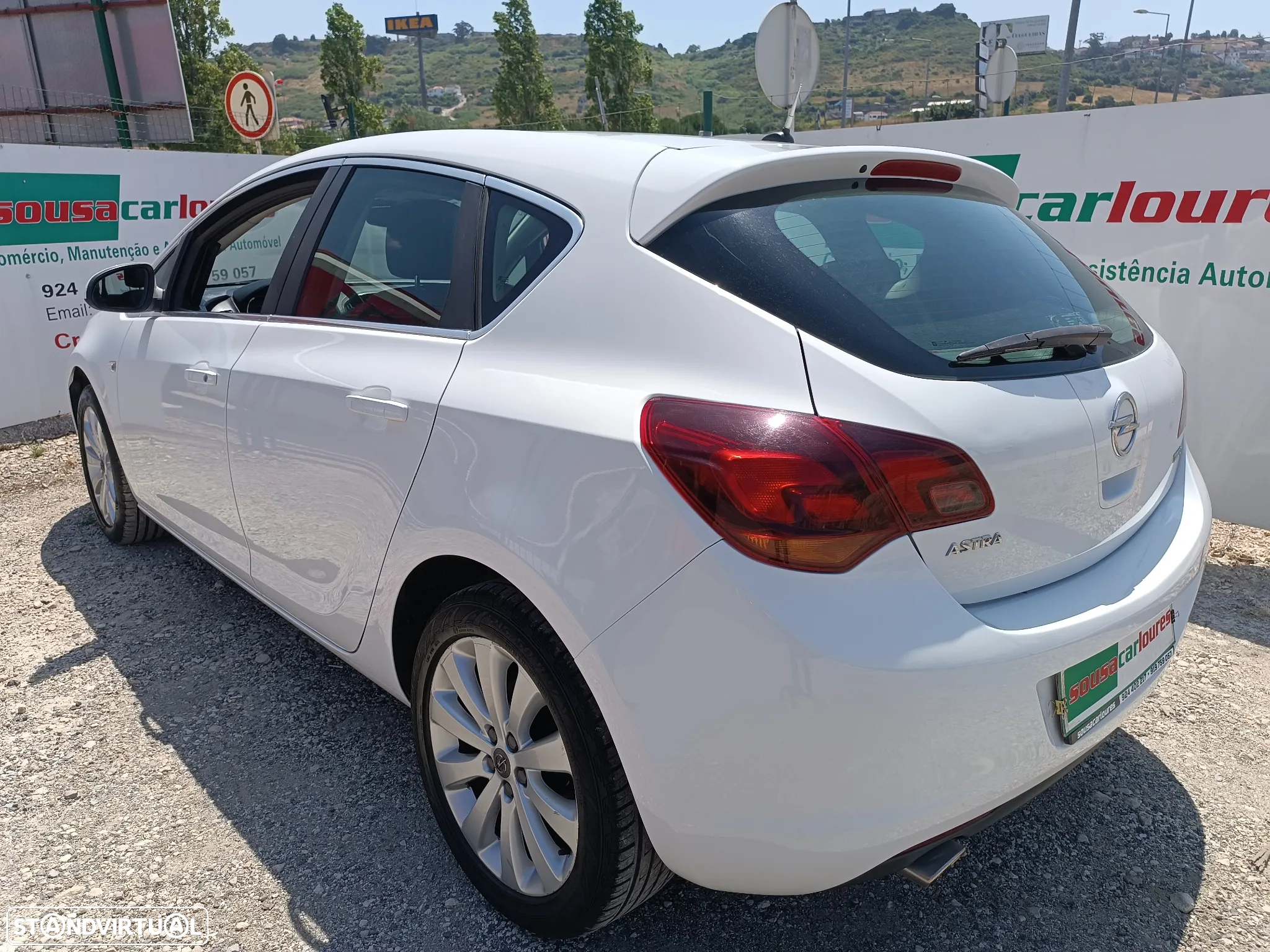 Opel Astra 1.4 T Cosmo S/S - 13