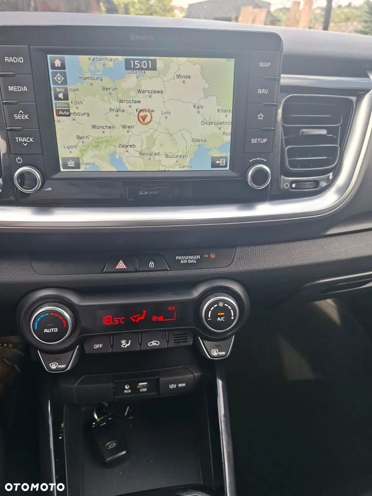 Kia Stonic - 5