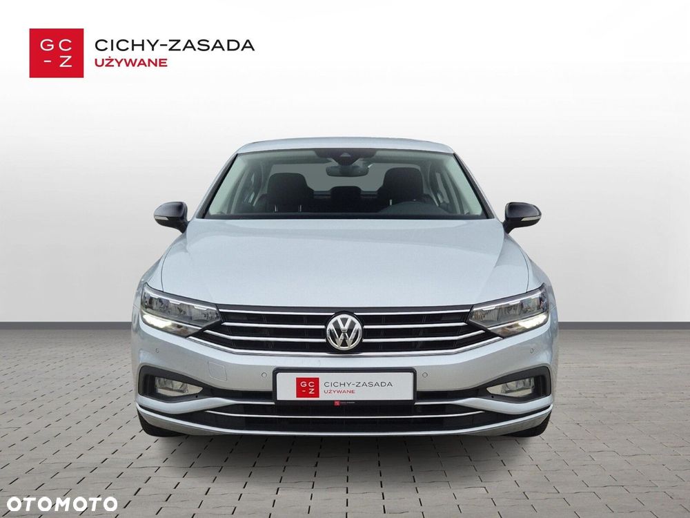Volkswagen Passat 2.0 TSI Business DSG - 8