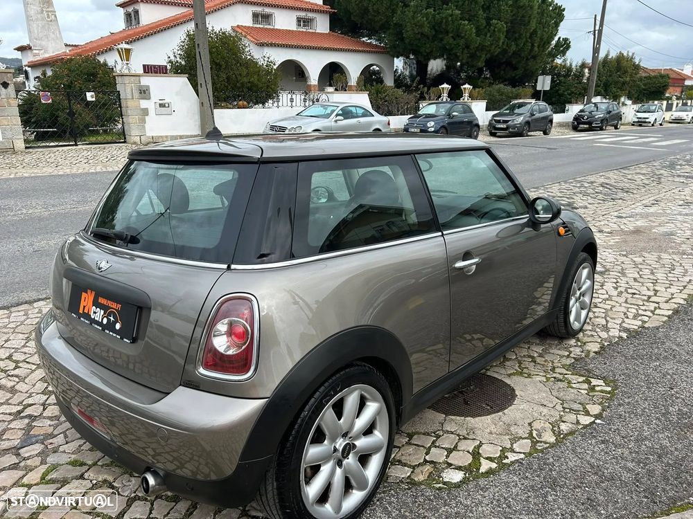 MINI 3 Portas One D - 4