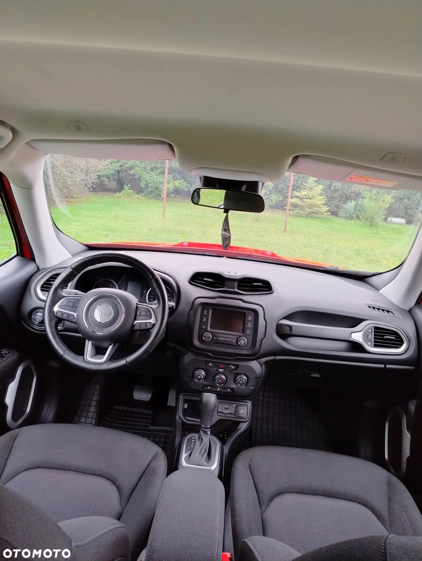 Jeep Renegade - 11
