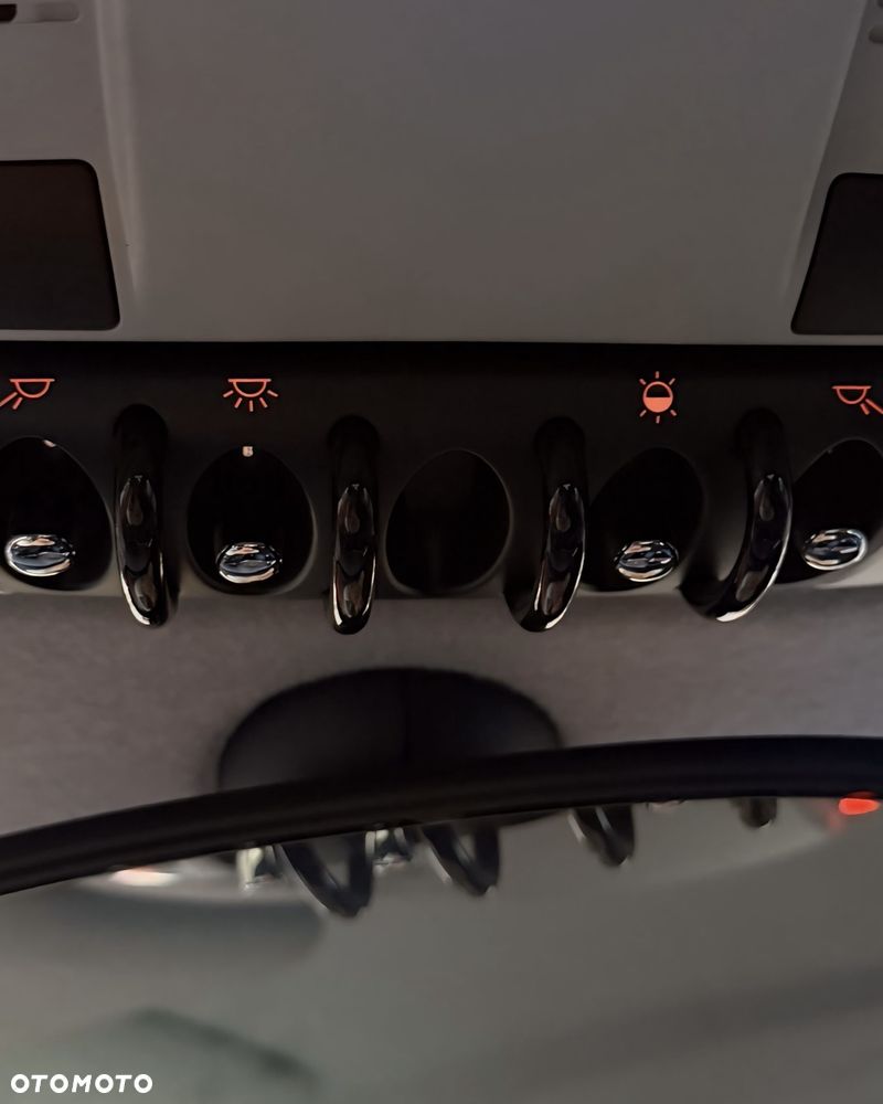 MINI ONE Standard - 22