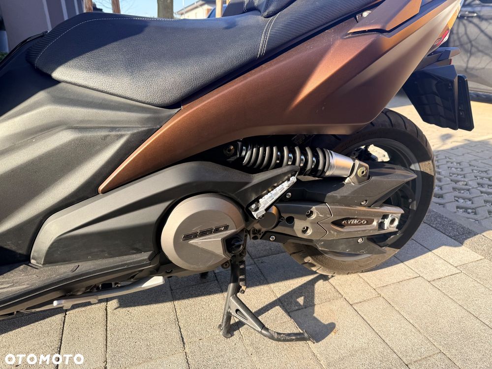 Kymco AK 550 - 9