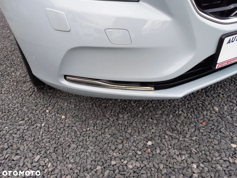 Volvo V40 D3 Momentum - 15