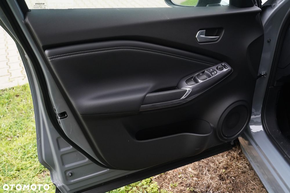 Nissan Juke 1.0 DIG-T Acenta DCT - 10