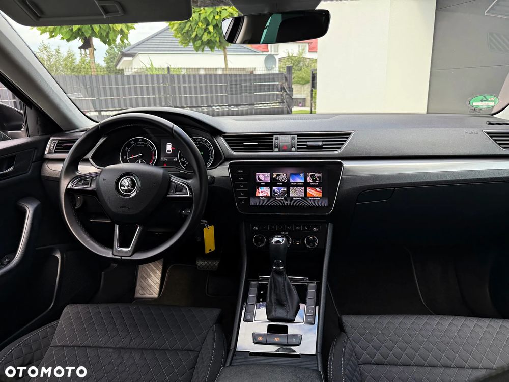Skoda Superb 1.8 TSI DSG SportLine - 19