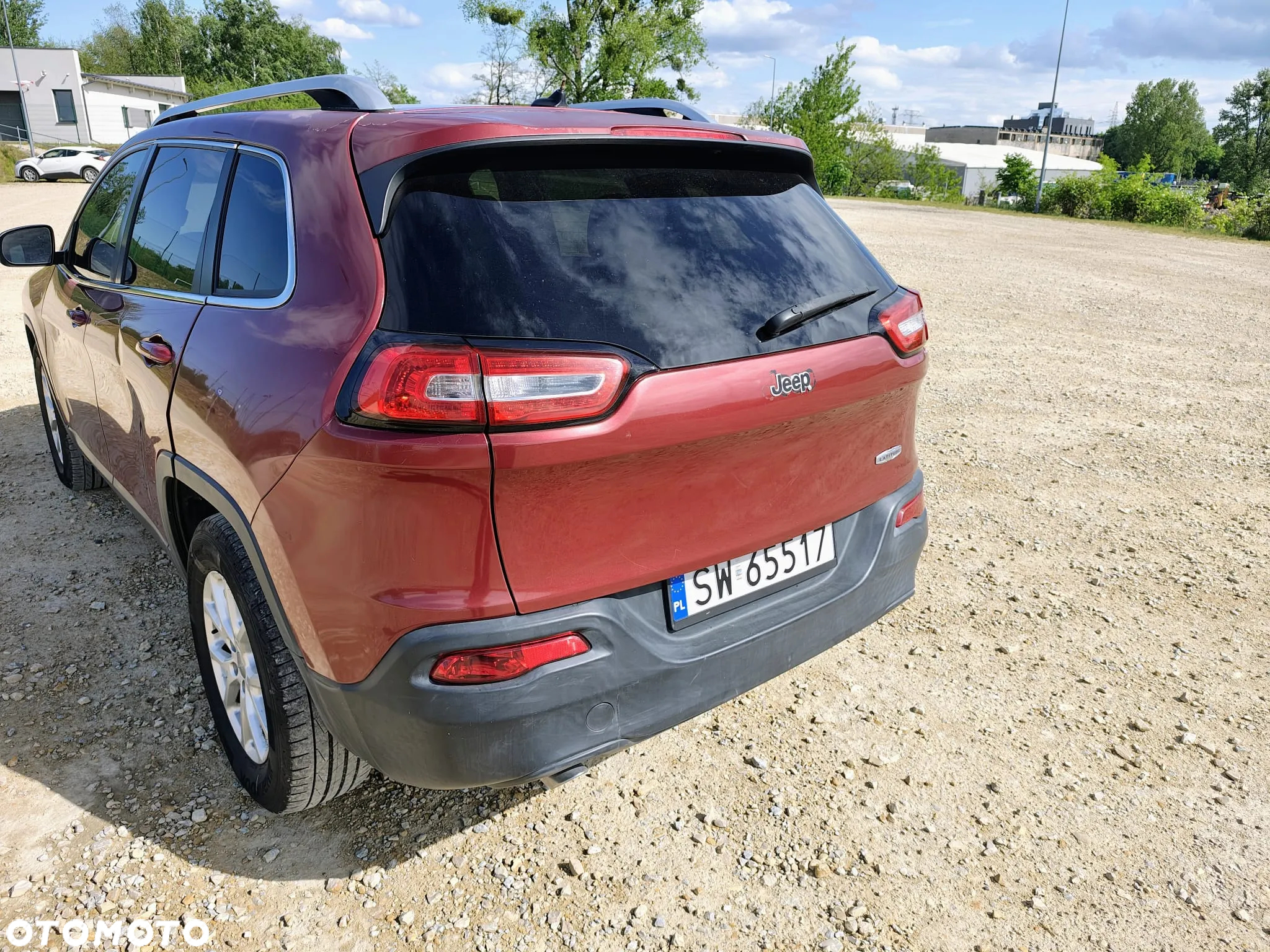 Jeep Cherokee - 3