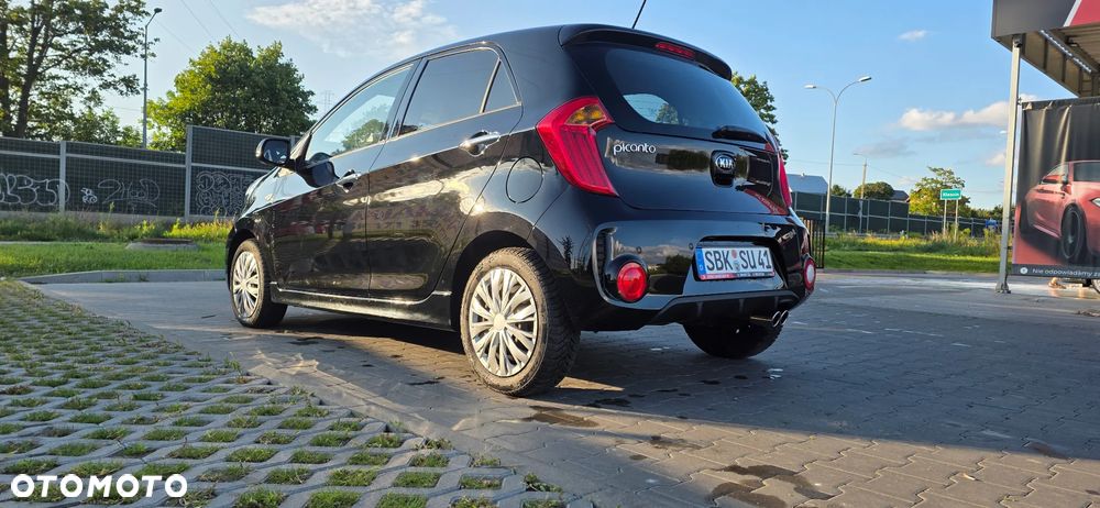 Kia Picanto 1.2 Dream Team Edition - 12