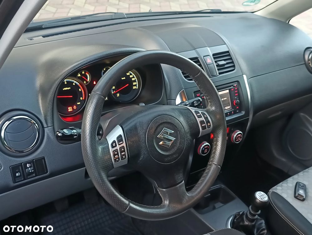 Suzuki SX4 - 7