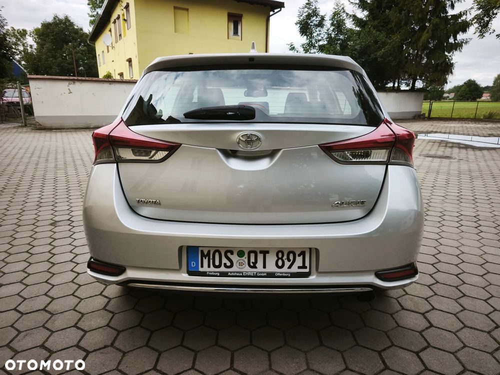 Toyota Auris 1.2 Turbo Edition S+ - 6