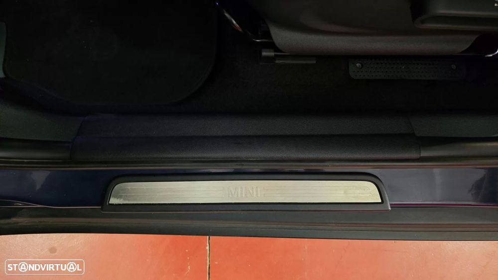MINI Countryman One D Auto - 22