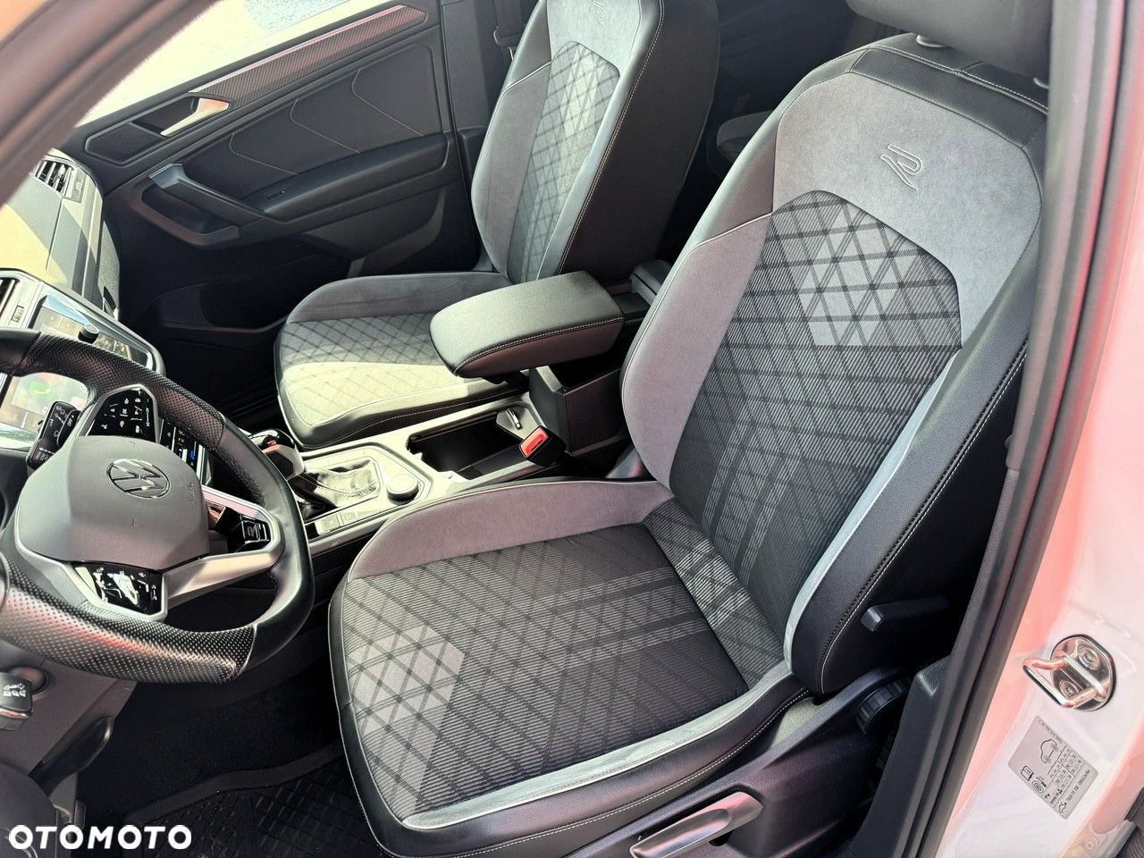 Volkswagen Tiguan Allspace 2.0 TSI 4Mot R-Line DSG - 12