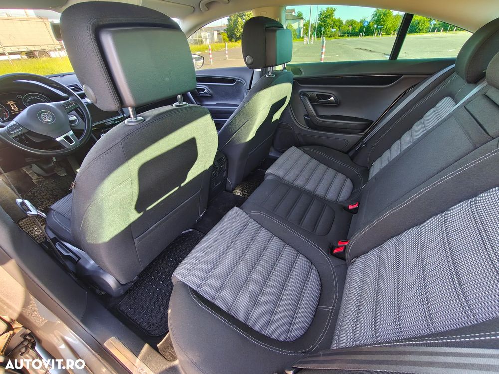 Volkswagen Passat CC - 12