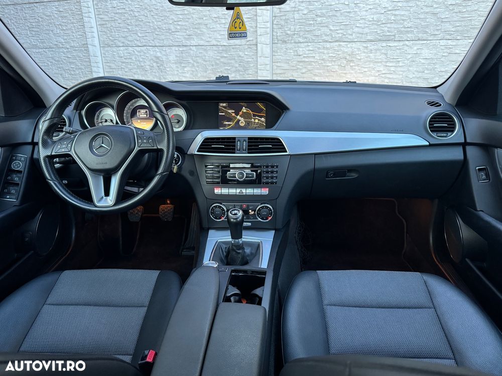 Mercedes-Benz C - 17