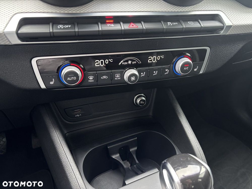 Audi Q2 - 18