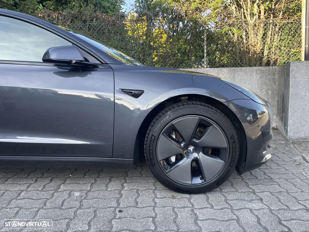 Tesla Model 3 RWD - 11