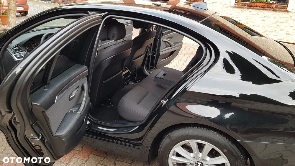 BMW Seria 5 520d Modern Line - 9
