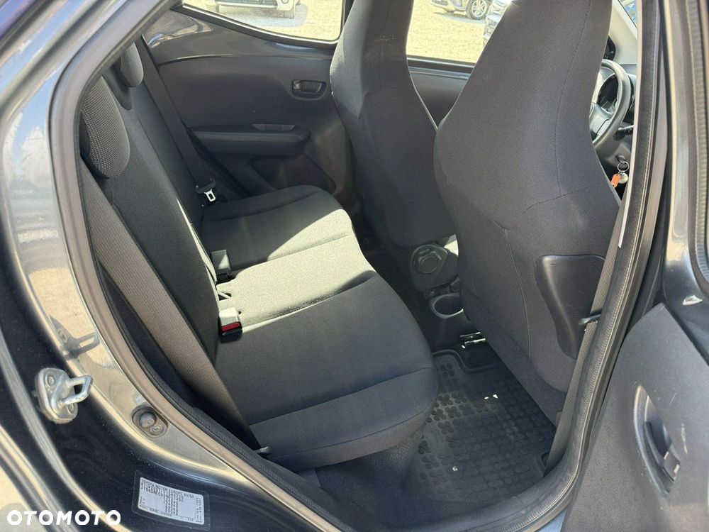 Toyota Aygo - 16