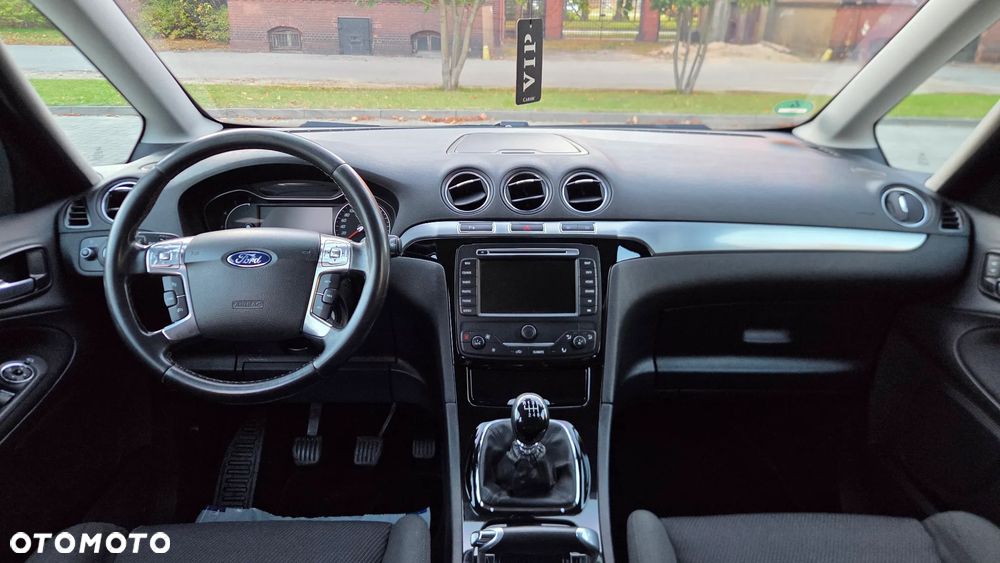 Ford Galaxy 2.0 TDCi Titanium - 24