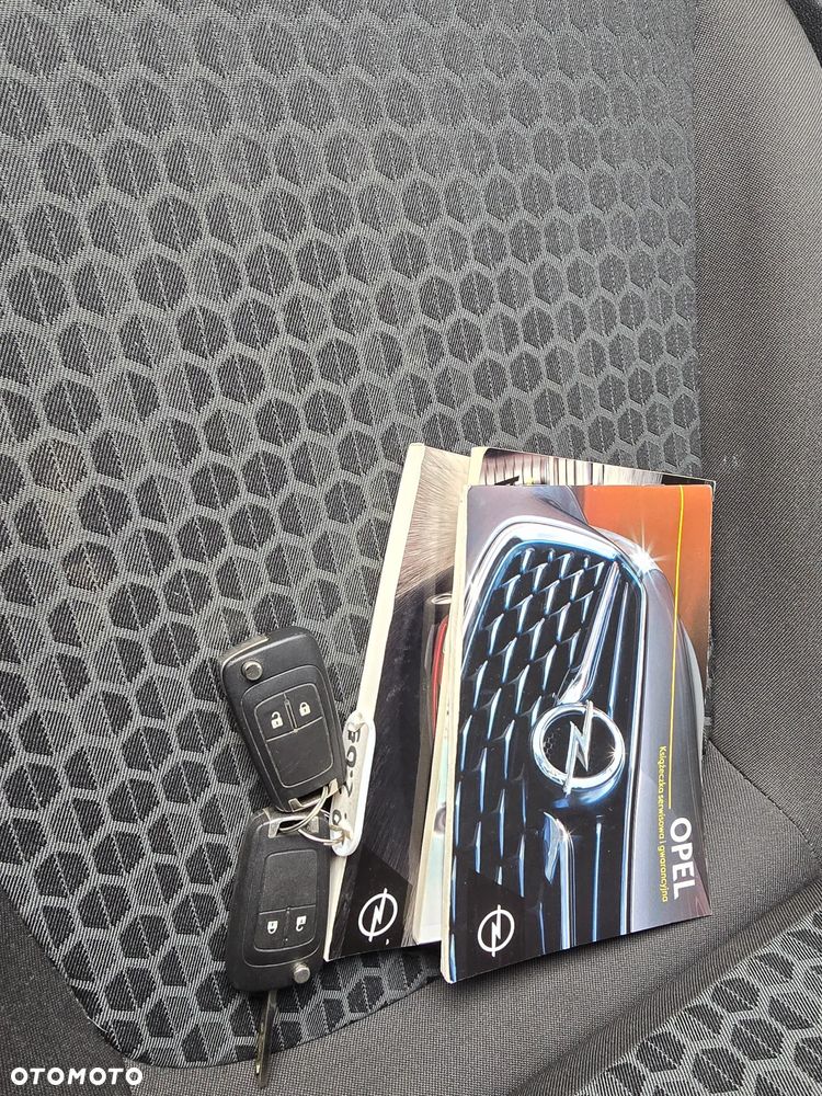 Opel Corsa 1.4 Enjoy - 11