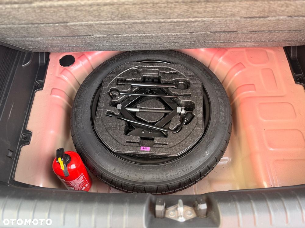 Kia Stonic - 29