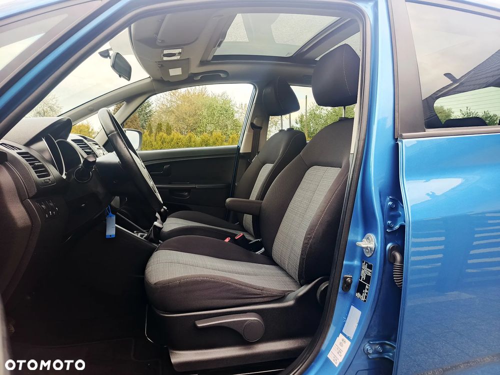 Kia Venga 1.6 CRDi 128 Business Line - 8