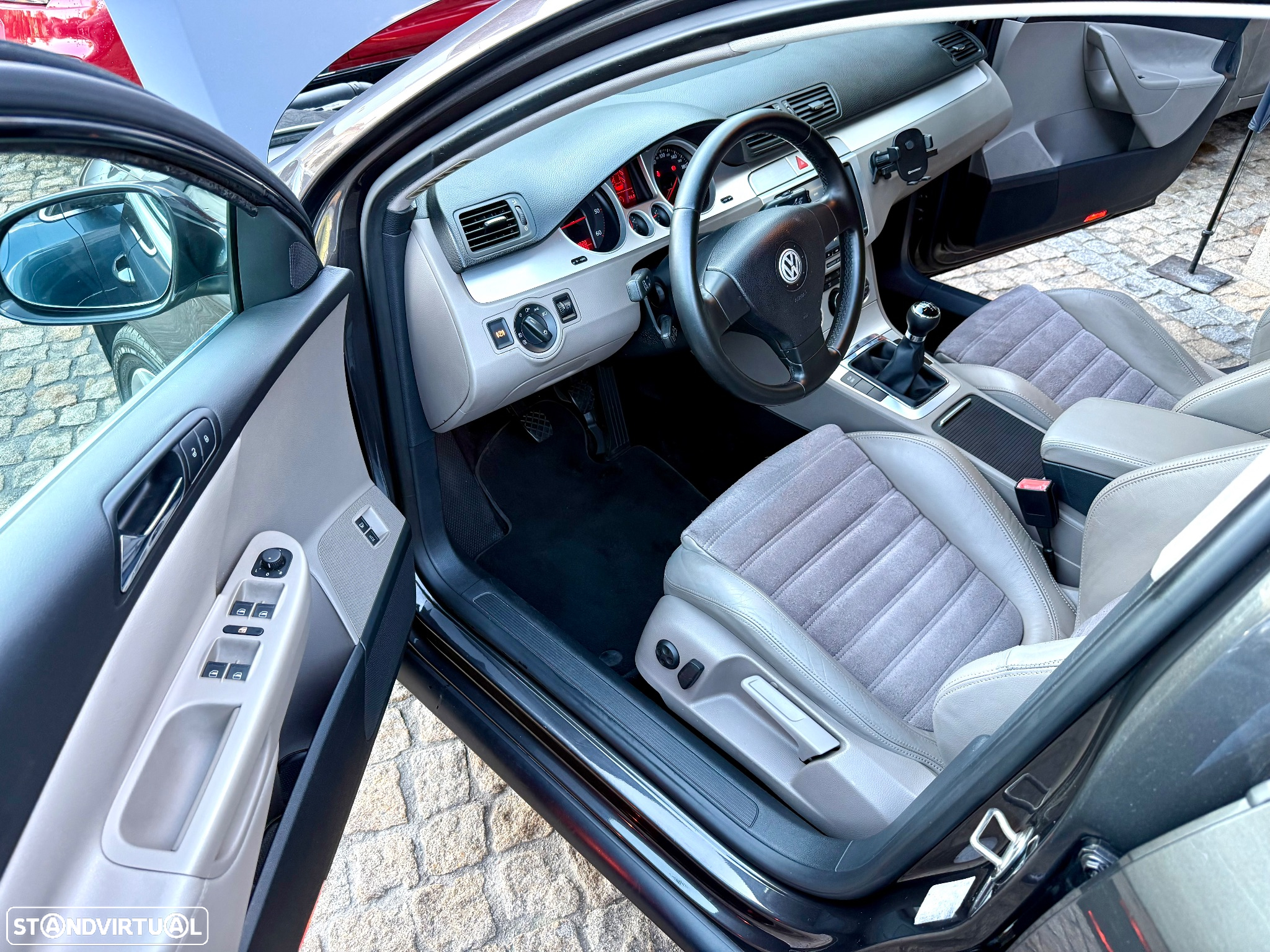 VW Passat 2.0 TDI Highline - 35