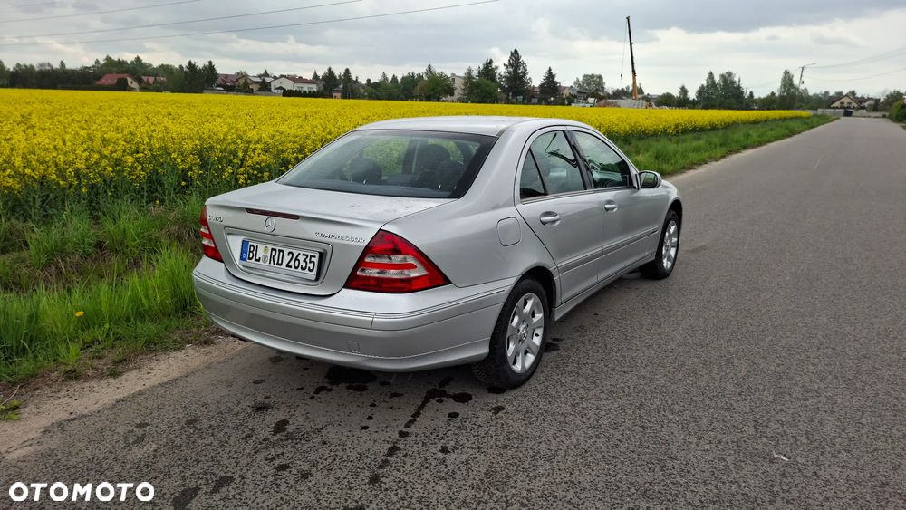 Mercedes-Benz Klasa C 180 Kompressor Automatik Elegance - 2