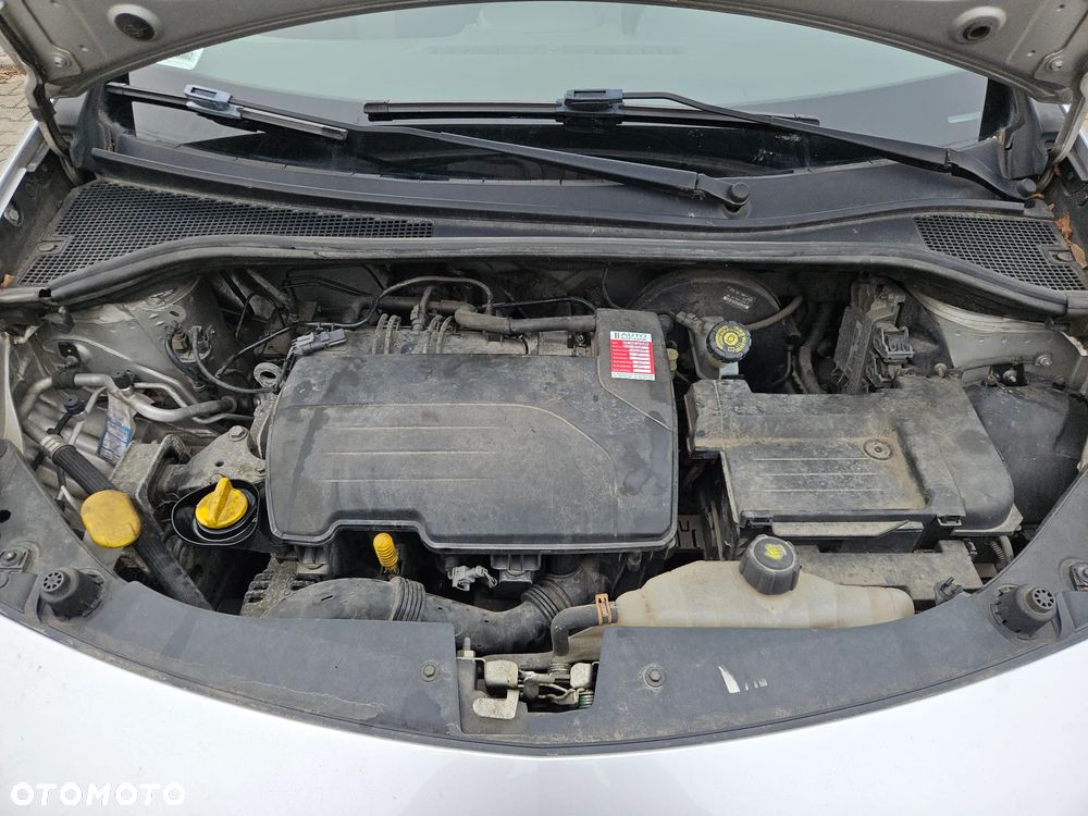 Renault Clio 1.2 16V Alize - 17