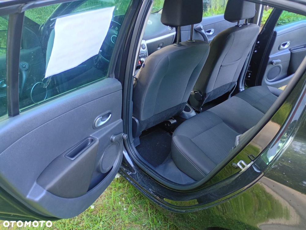 Renault Clio 1.2 16V Dwudziestka - 4