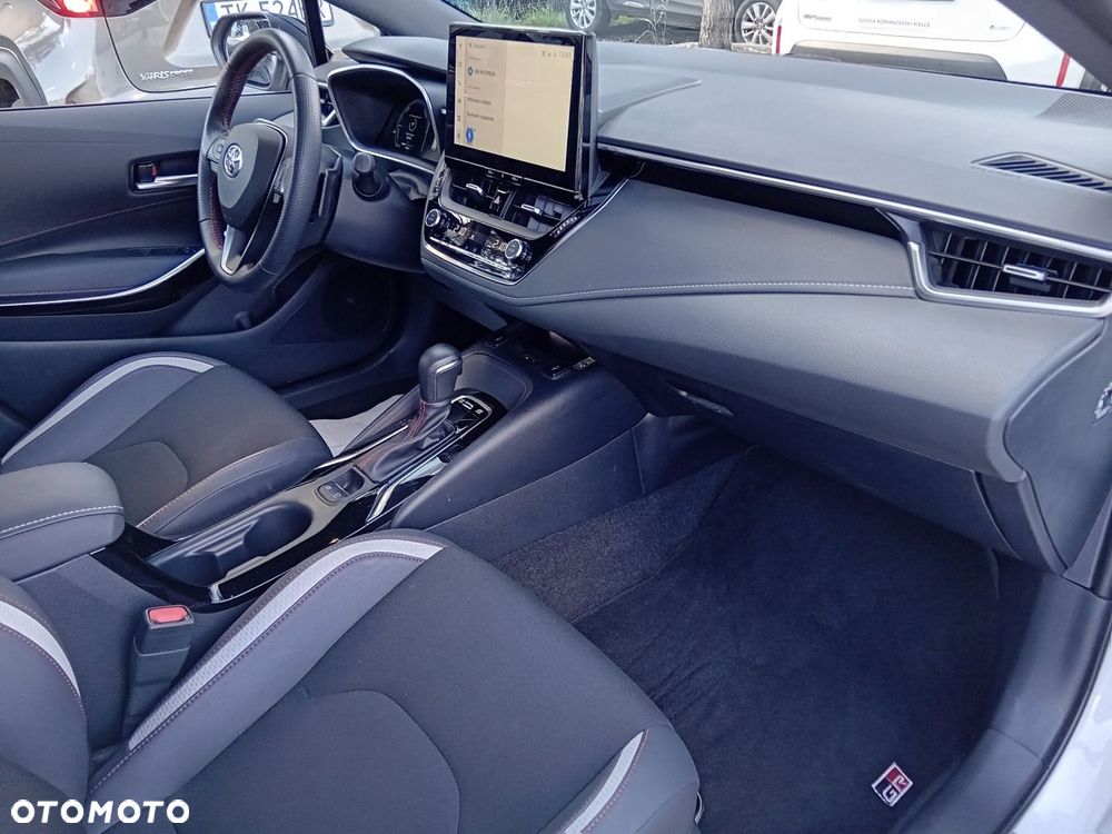 Toyota Corolla 2.0 Hybrid GR Sport - 6