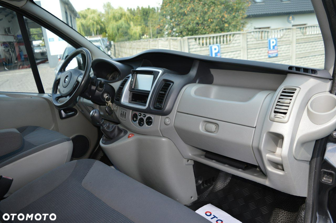 Opel Vivaro - 23