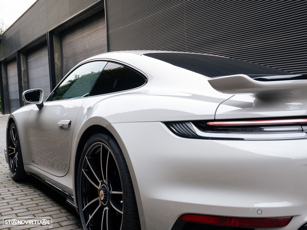 Porsche 911 (992) Turbo S PDK - 23