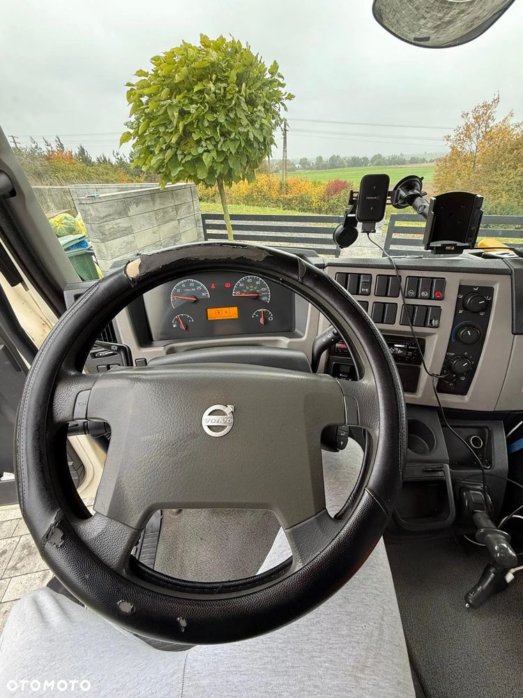 Volvo FL 240 - 17