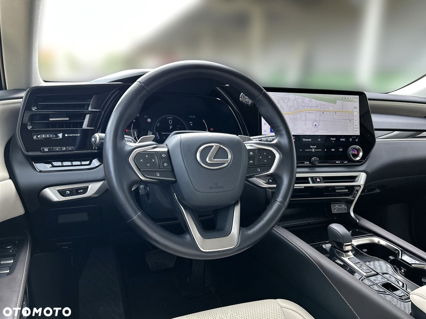 Lexus RX - 13
