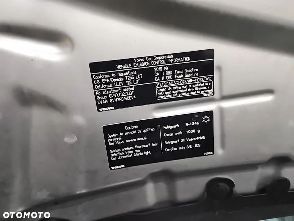 Volvo XC 90 T6 AWD Geartronic Momentum - 22